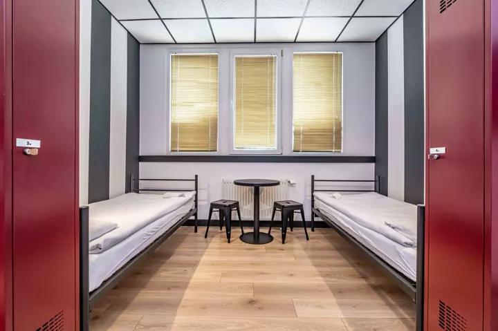Pokój 2-osobowy z dwoma łóżkami pojedynczymi w VOLA Hostel